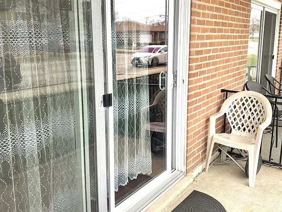 2nd image of 6101 W 94th St APT A2