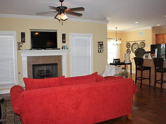5th image of 1071 Aquila Cir N