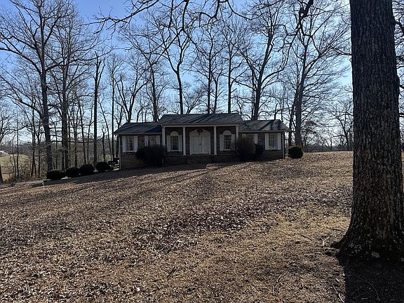 3rd image of 2089 Pettit Cove Rd