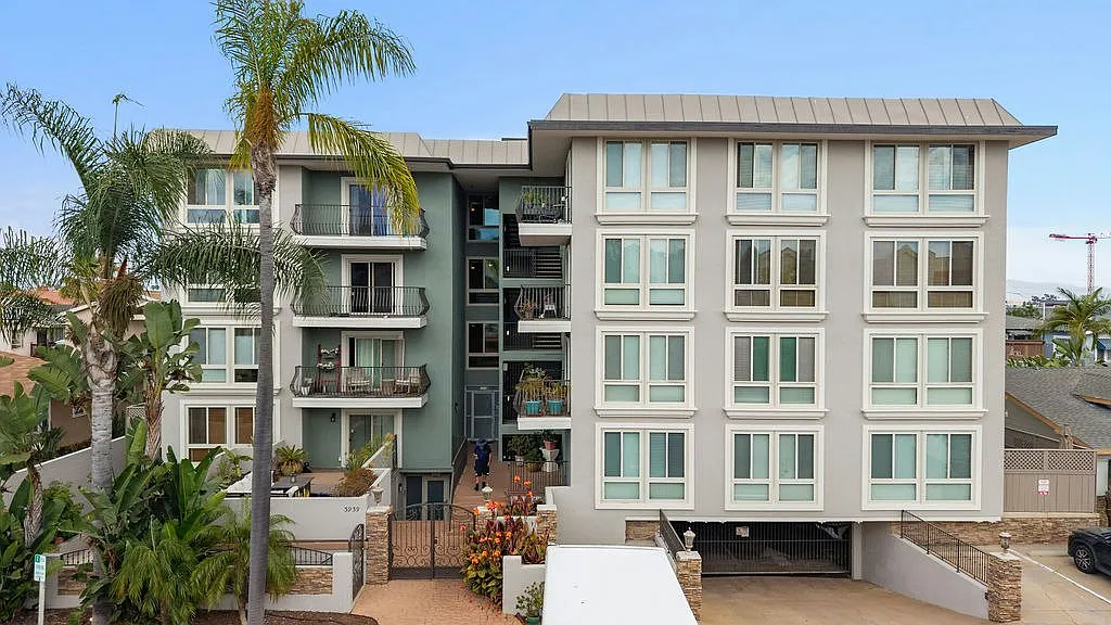 3939 Illinois Street, Unit 4G — Photo 1