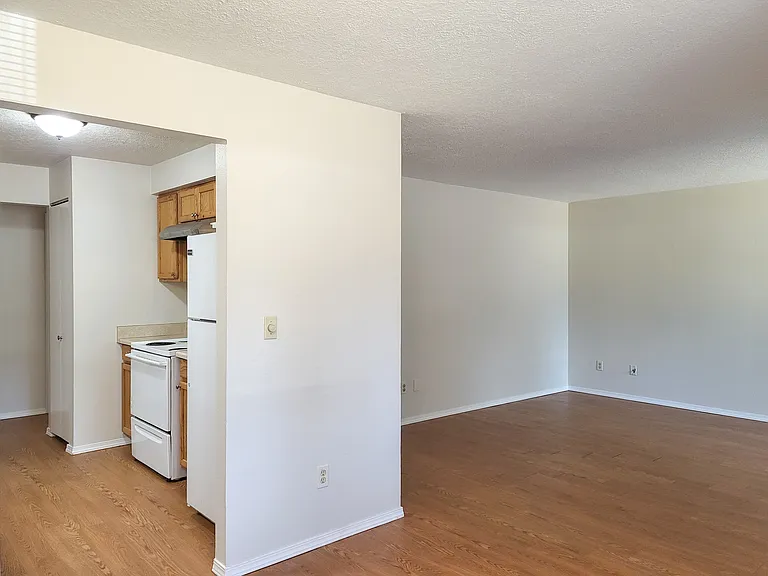 6820 20th Ave SE #6820 — Photo 8