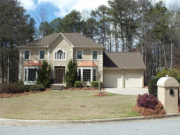 2nd image of 2120 Sandown Ct