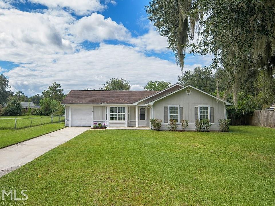 1st image of 807 Highland Way