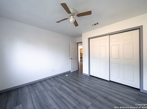 4th image of 5241 Gawain Dr