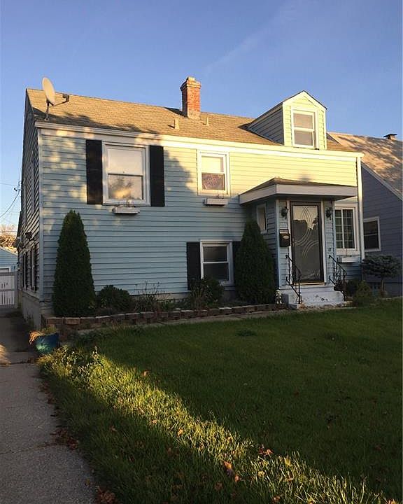 1st image of 263 Midland Ave