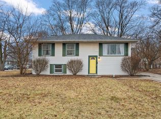 8014 Chase Pl, Merrillville, IN 46410