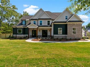333 Blossom Trl, Acworth, GA 30101