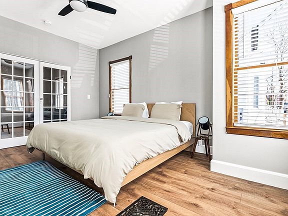 4th image of 23 Fairmont Ave #1
