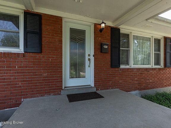3rd image of 507 Westwood Dr