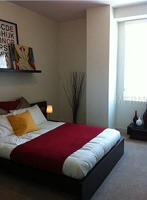 2nd image of 1120 E Kennedy Blvd Unit 1108