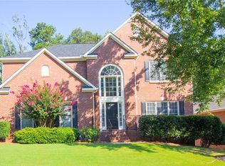 932 Brighton Crest Cir, Stone Mountain, GA 30087