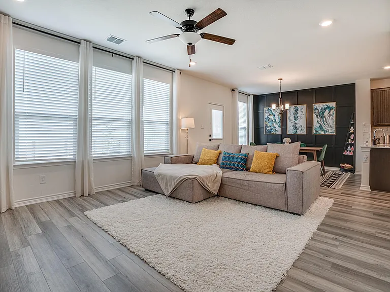 1806 Overlook Bnd — Photo 6