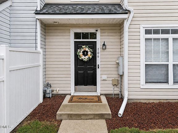 2nd image of 5011 Eagle Stone Ln Unit 106
