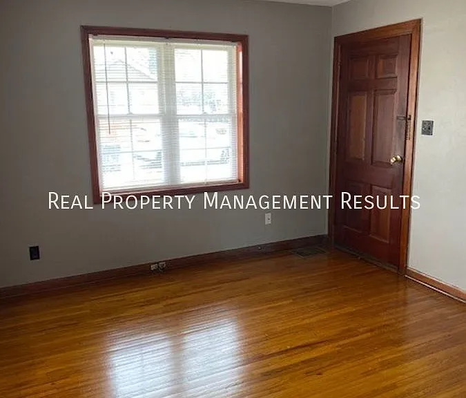 500-502 S Willow Rd #502 — Photo 3