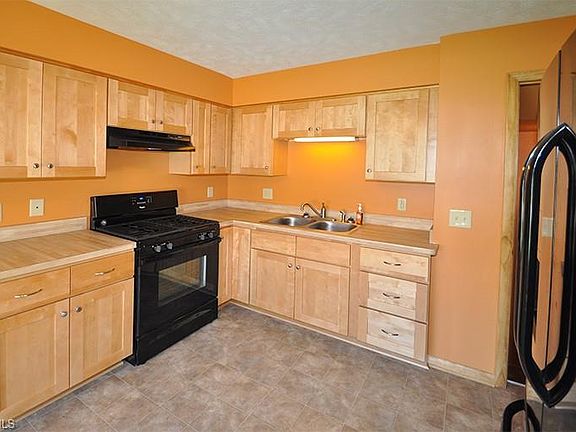 5th image of 18313 Ponciana Ave