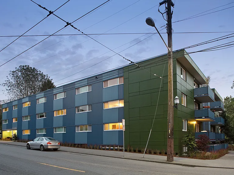 Holiday Apartments — Photo 3