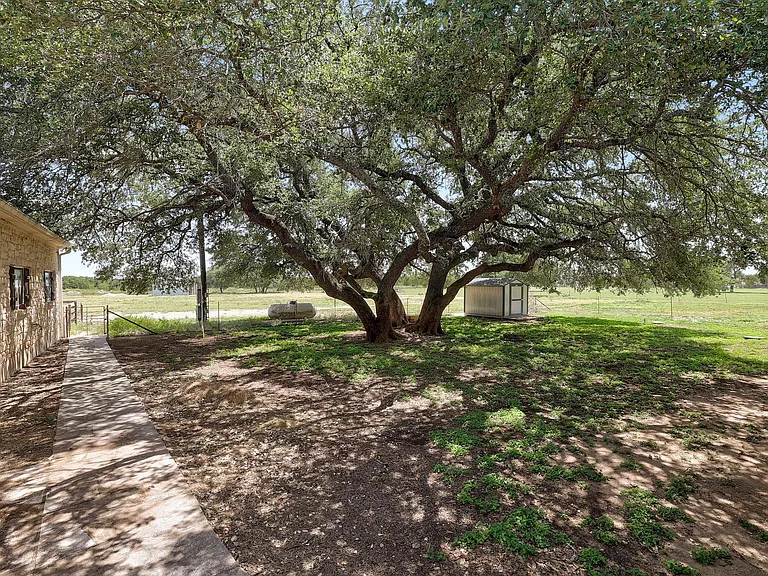 3900 Shell Rd — Photo 29