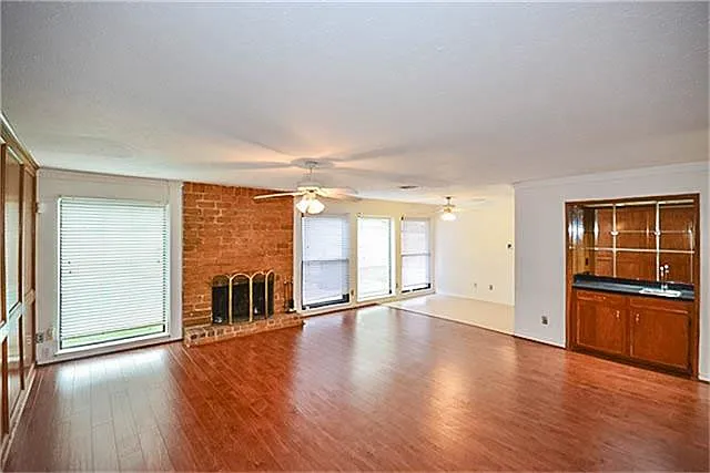 2814 Field Line Dr — Photo 11