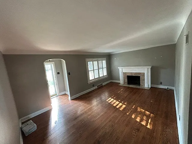 2 bed, 1268 sqft, $2,450 — Photo 2