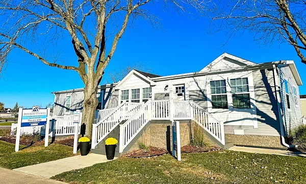 Holiday Estates — Photo 2