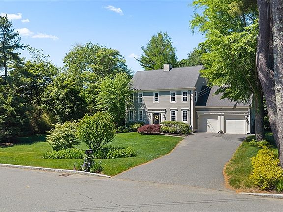 2nd image of 26 Hutchins St