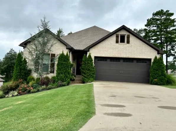 40 Lake Oak Dr, Batesville, AR 72501