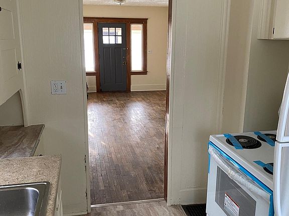 4th image of 1341 Eureka St