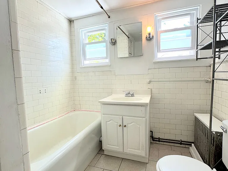 833 S Trenton Ave — Photo 11