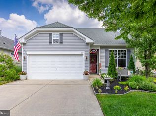 27 Embassy Dr, Woolwich Township, NJ 08085