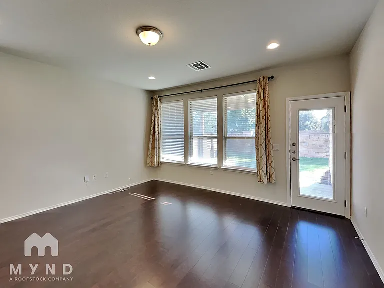 14000 Osmarea Dr — Photo 5