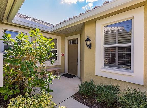 2nd image of 3403 Wildwood Lake Cir
