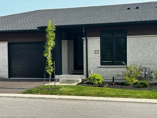 300 Richmond St #22, Thorold, ON L2V 3E9