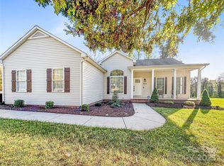 3010 Eastway Dr, Statesville, NC 28625