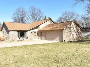32672 Mariners Ct, Avon Lake, OH 44012