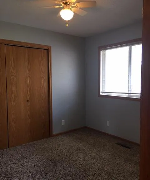 901 Delaware Ave — Photo 5