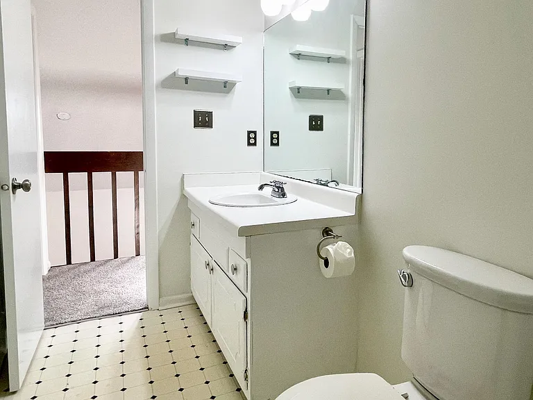 1723 Rueger St — Photo 34