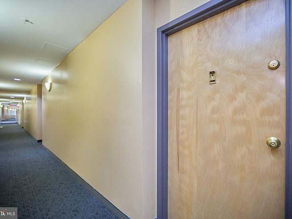 5th image of 301 S Reynolds St APT 215