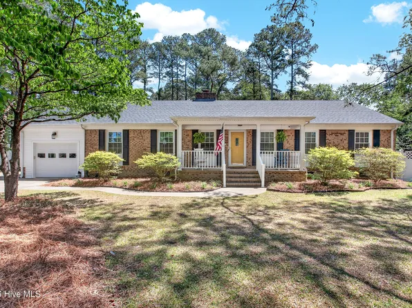 1904 Pinemont Circle, Goldsboro, NC 27534