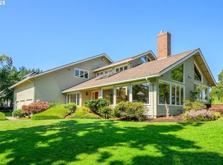 5159 Solar Heights Dr, Eugene, OR 97405