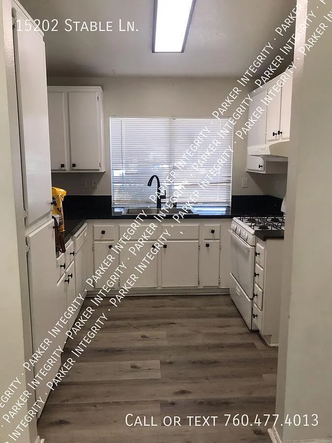 3 bed, 1095 sqft, $2,050 — Photo 3