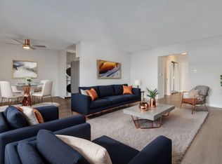 1477 S Canfield Ave #301, Los Angeles, CA 90035