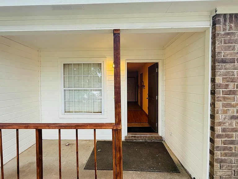42 Burnett Cir — Photo 2