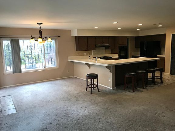 3rd image of 8778 Cliffridge Ave