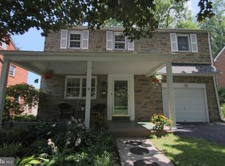 313 Greenview Ln, Havertown, PA 19083