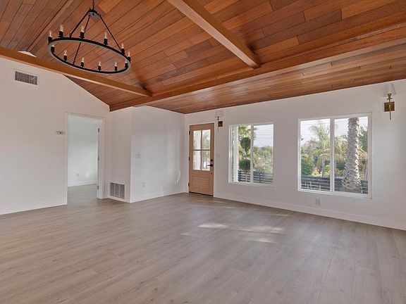 3rd image of 1649 Avocado Dr