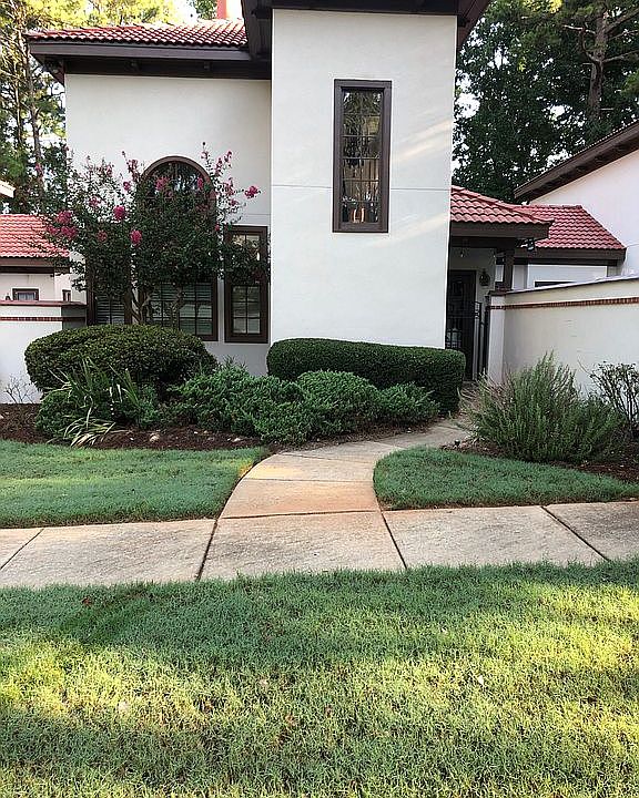 1st image of 1440 Club Dr