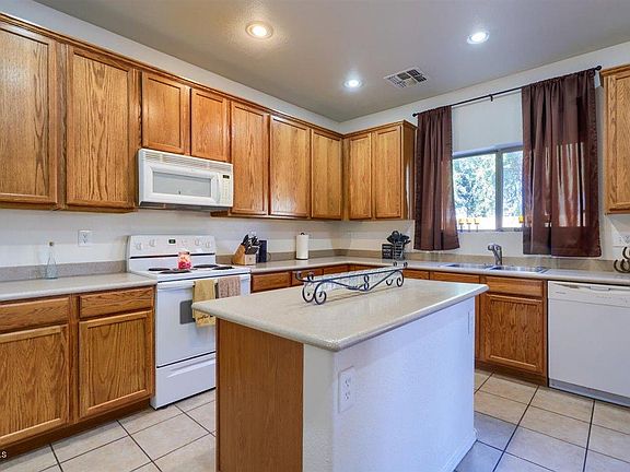 3rd image of 9426 W Virginia Ave