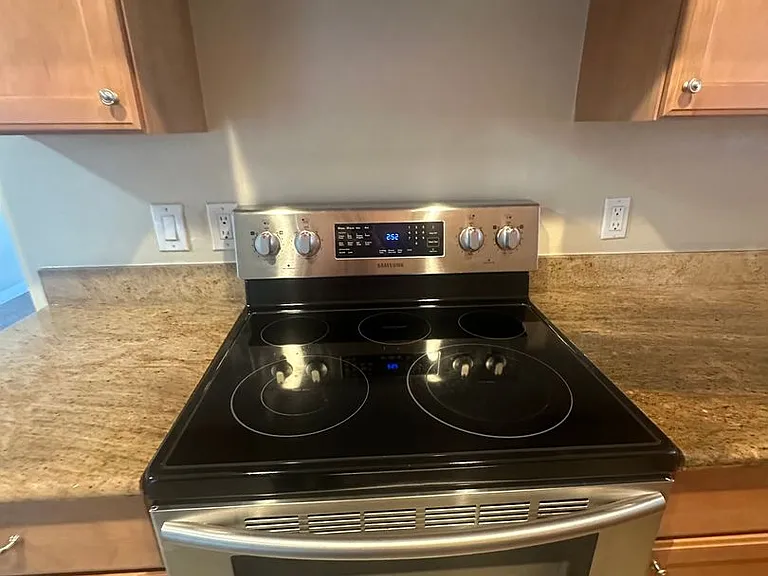 4309 Ross Ave — Photo 14