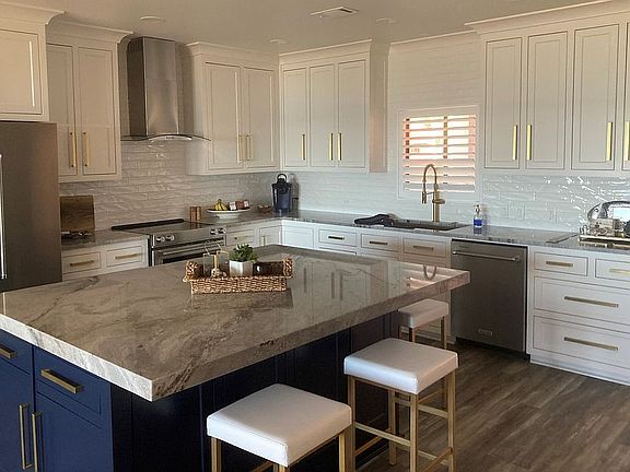 BEACH FRONT Condo Kitchen…
