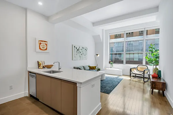 Rented by Douglas Elliman | media 22